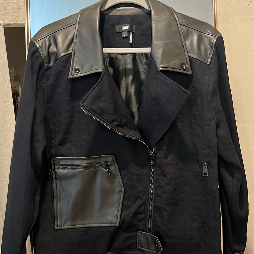 DKNY cropped jacket NWT